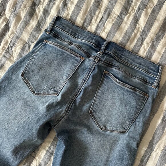 GAP 27R true skinny ankle jeans with light distress - Picture 3 of 3